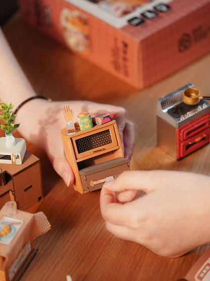 Robotime | Rolife | Minature House | Happy Kitchen | Miniature & DIY Model Kits